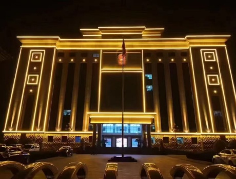Government Building Lighting Solutions | IP65 LED Linear Lights for Architectural Facades