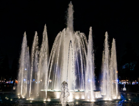 How to Use LED Underwater Lights for Hotel and Resort Water Features